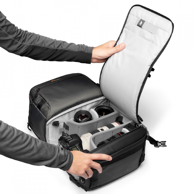 Вместительность Lowepro Fastpack Pro BP 250 AW III